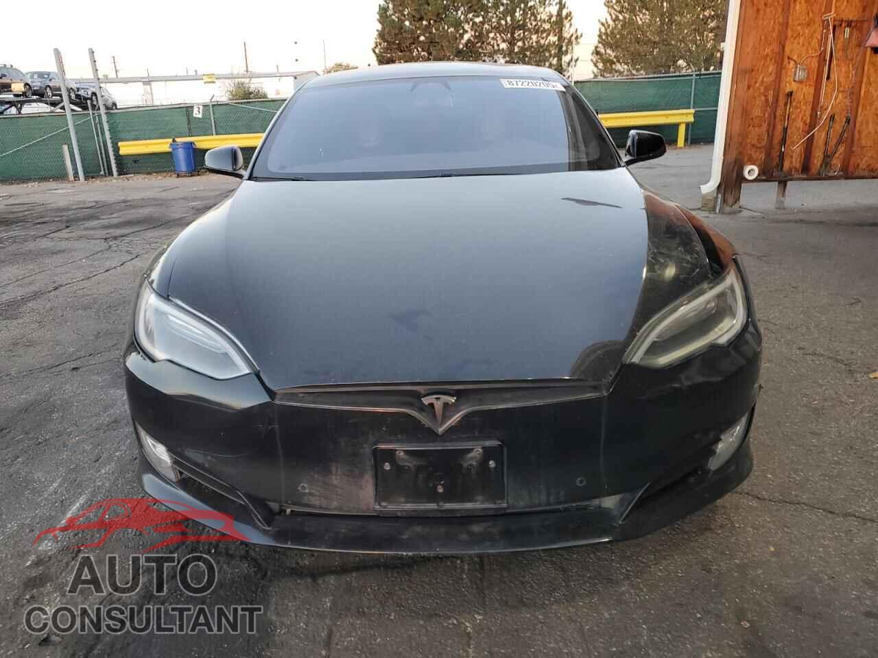 TESLA MODEL S 2017 - 5YJSA1E28HF207450