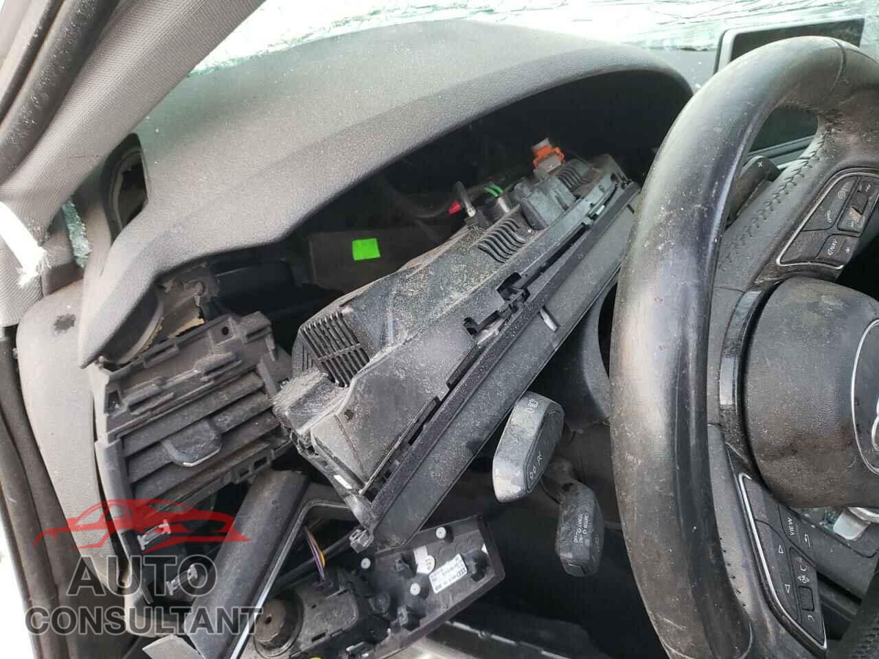 AUDI A4 2017 - WAUDNAF43HN058604