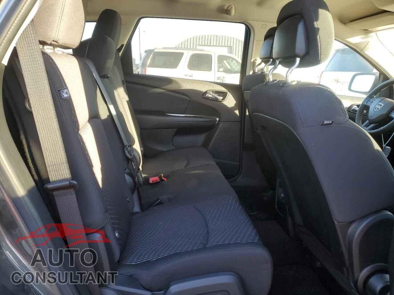 DODGE JOURNEY 2017 - 3C4PDCBG2HT527907
