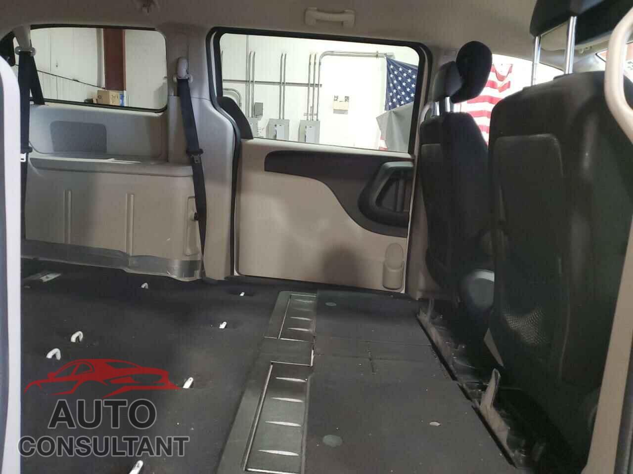 DODGE CARAVAN 2013 - 2C4RDGBG1DR740117