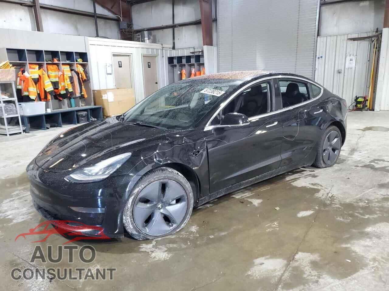 TESLA MODEL 3 2018 - 5YJ3E1EB0JF093992