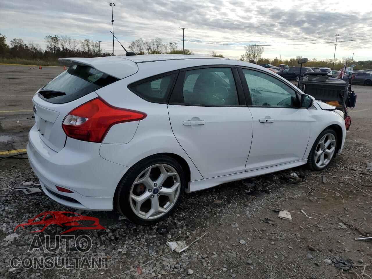 FORD FOCUS 2014 - 1FADP3L96EL129669