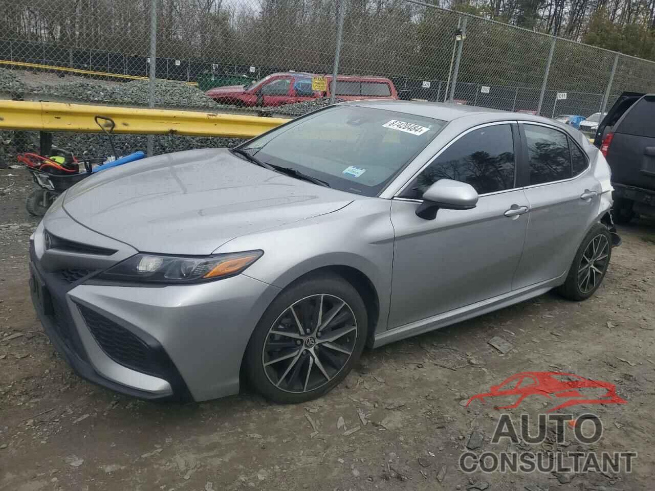 TOYOTA CAMRY 2021 - 4T1G11AKXMU475683