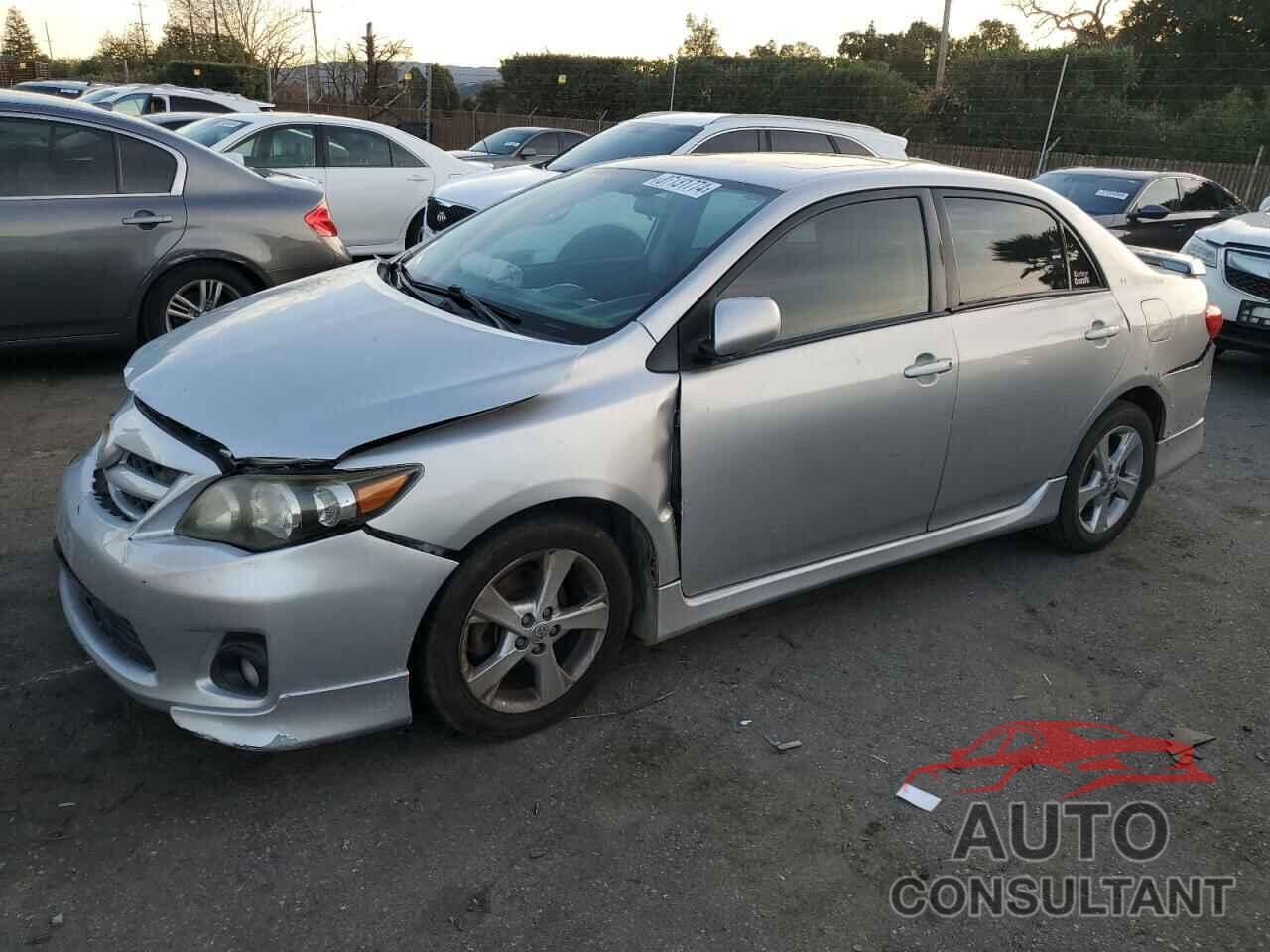TOYOTA COROLLA 2012 - 2T1BU4EE5CC826412