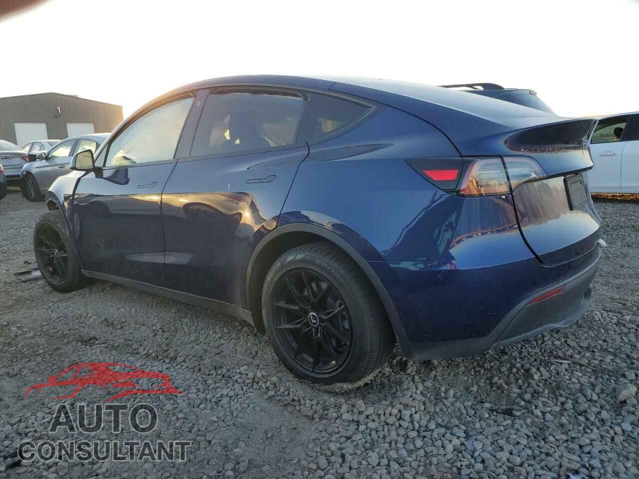 TESLA MODEL Y 2023 - 7SAYGAEE0PF627921