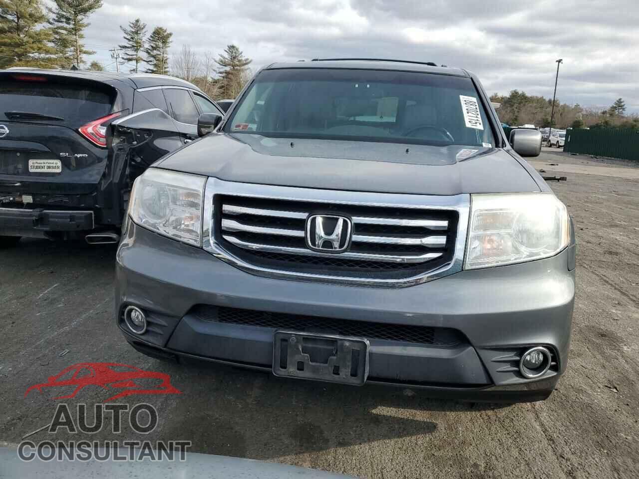 HONDA PILOT 2012 - 5FNYF4H77CB011299