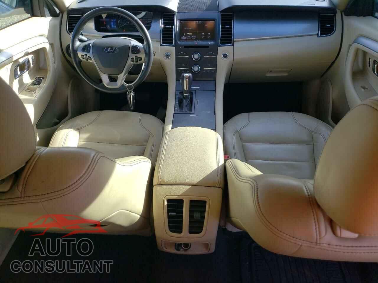 FORD TAURUS 2013 - 1FAHP2E81DG175403