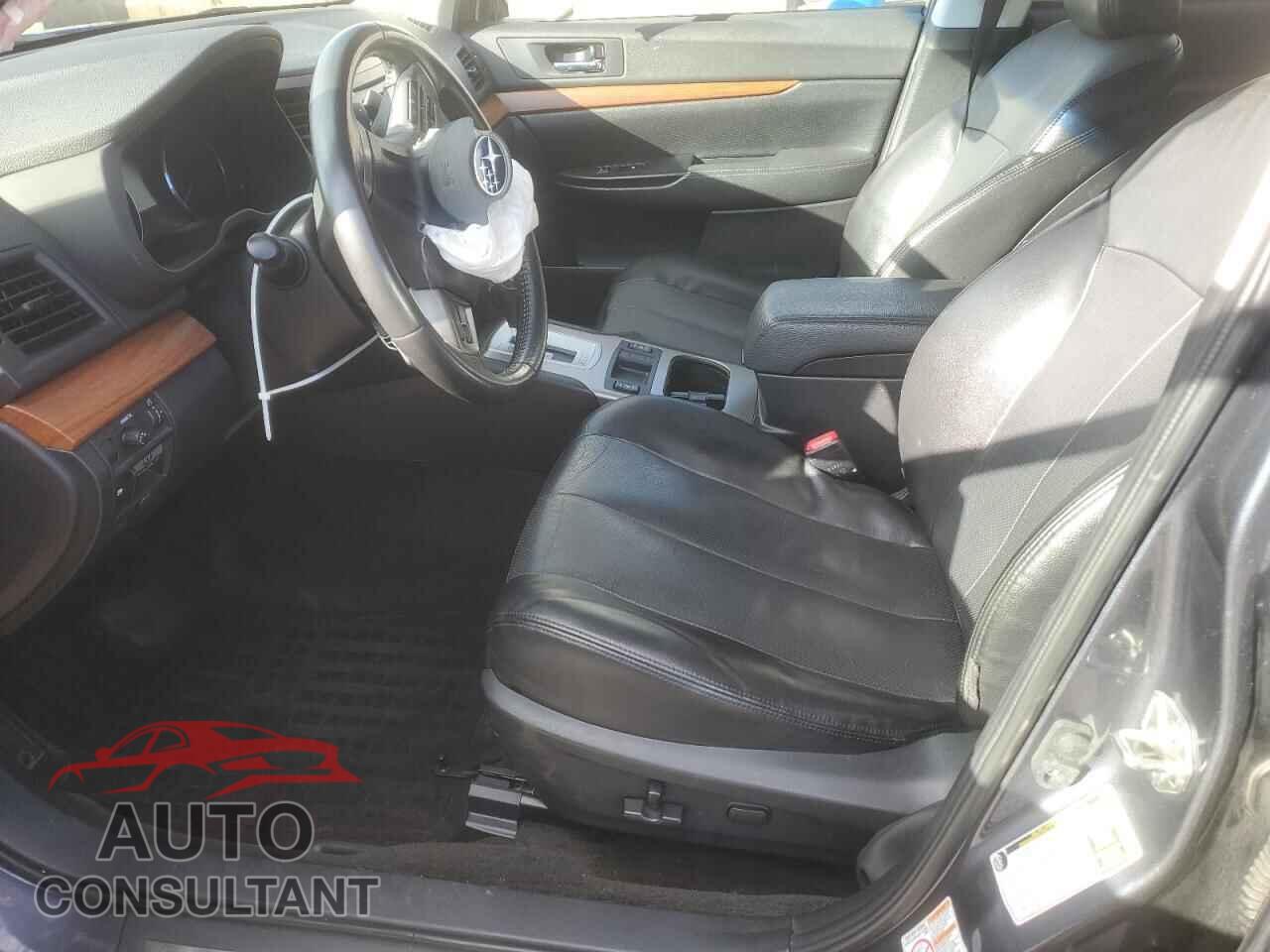 SUBARU OUTBACK 2014 - 4S4BRBLC2E3304626