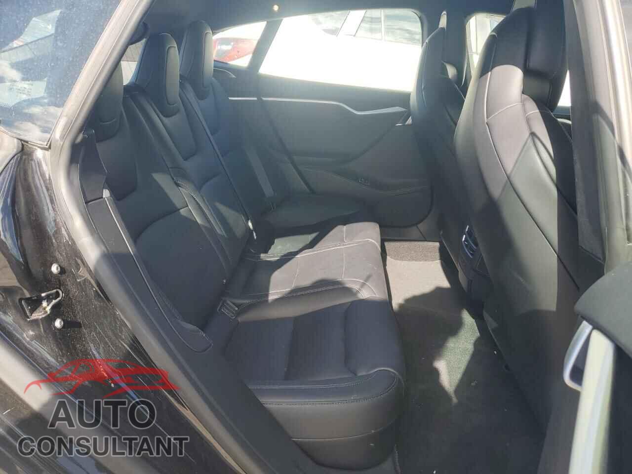 TESLA MODEL S 2017 - 5YJSA1E26HF217071