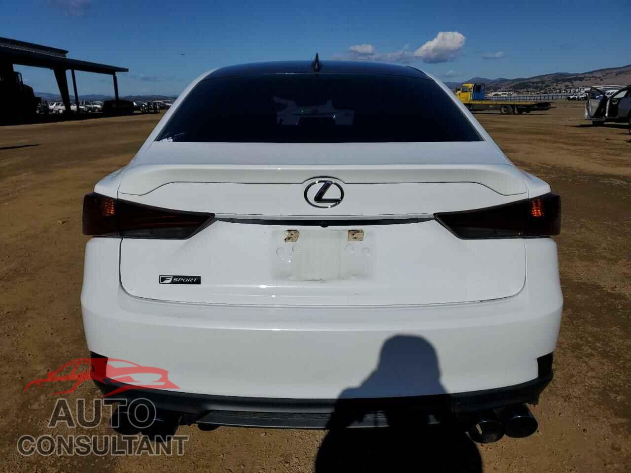 LEXUS IS 2017 - JTHBA1D24H5053238