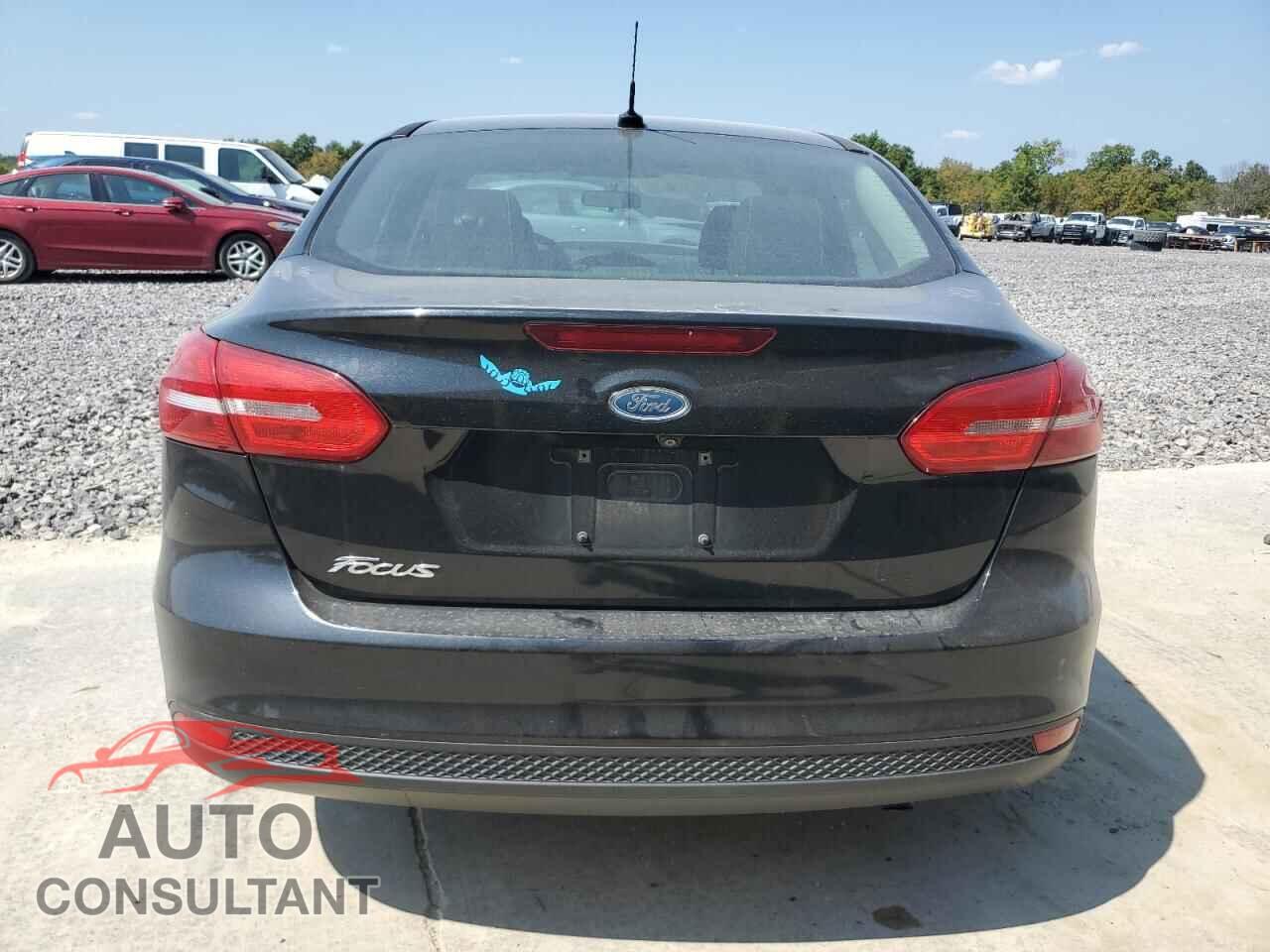 FORD FOCUS 2015 - 1FADP3F24FL334942