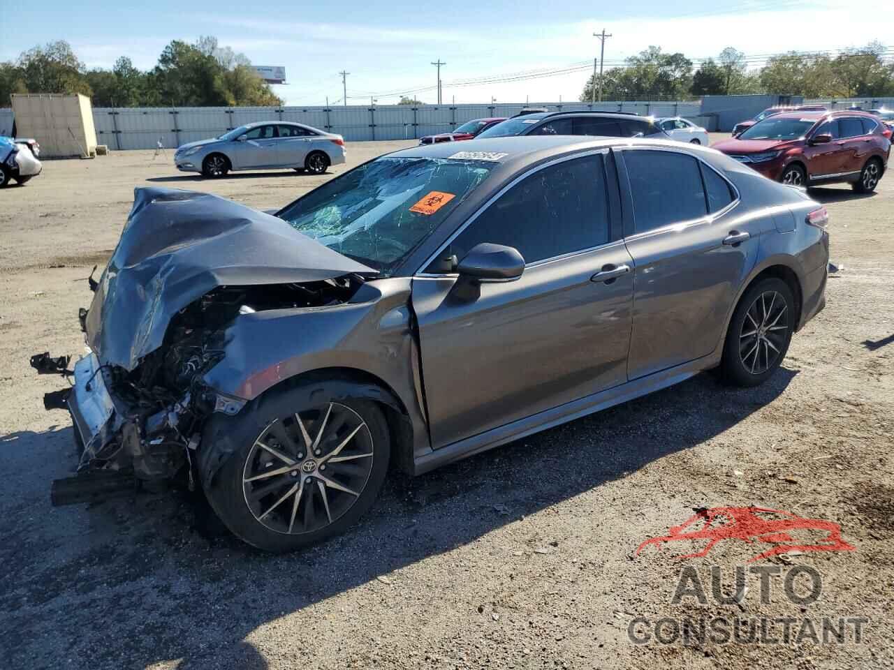 TOYOTA CAMRY 2022 - 4T1T11AK5NU709602