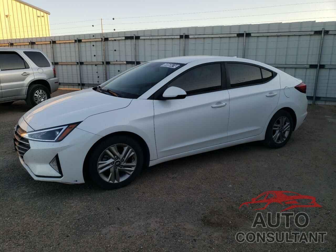 HYUNDAI ELANTRA 2020 - 5NPD84LF8LH560308
