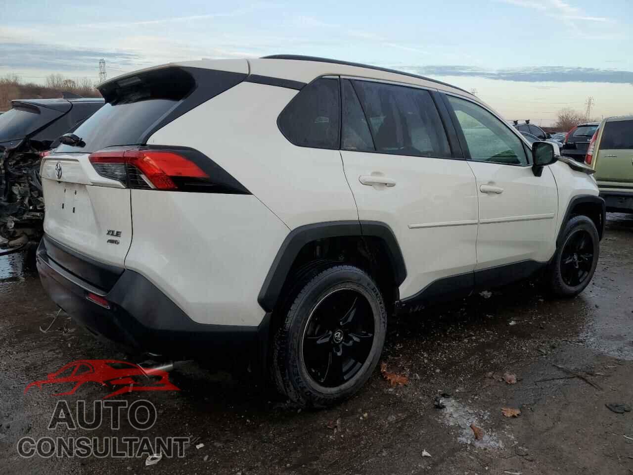 TOYOTA RAV4 2019 - JTMP1RFVXKD022117