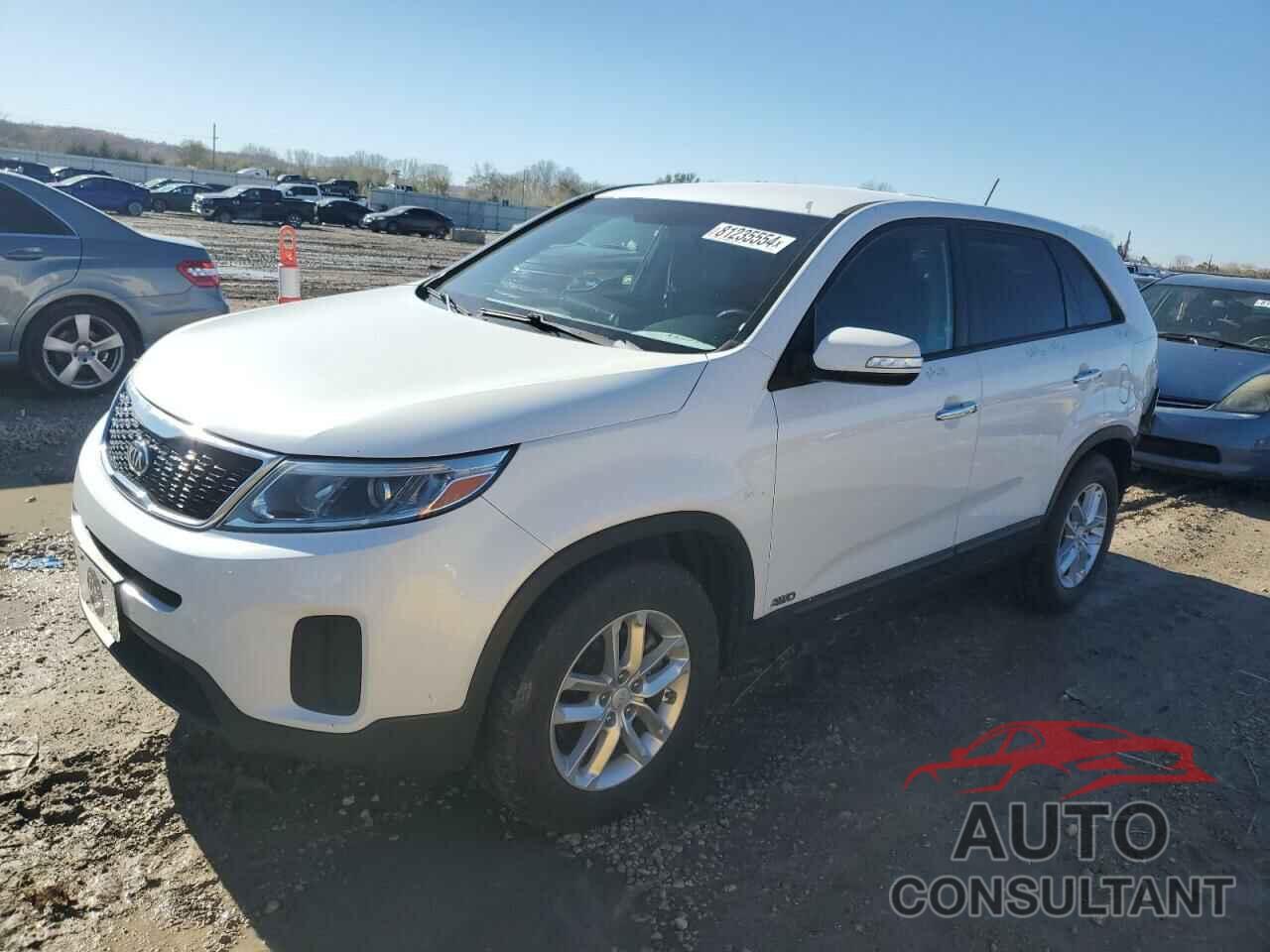 KIA SORENTO 2015 - 5XYKTCA69FG641204