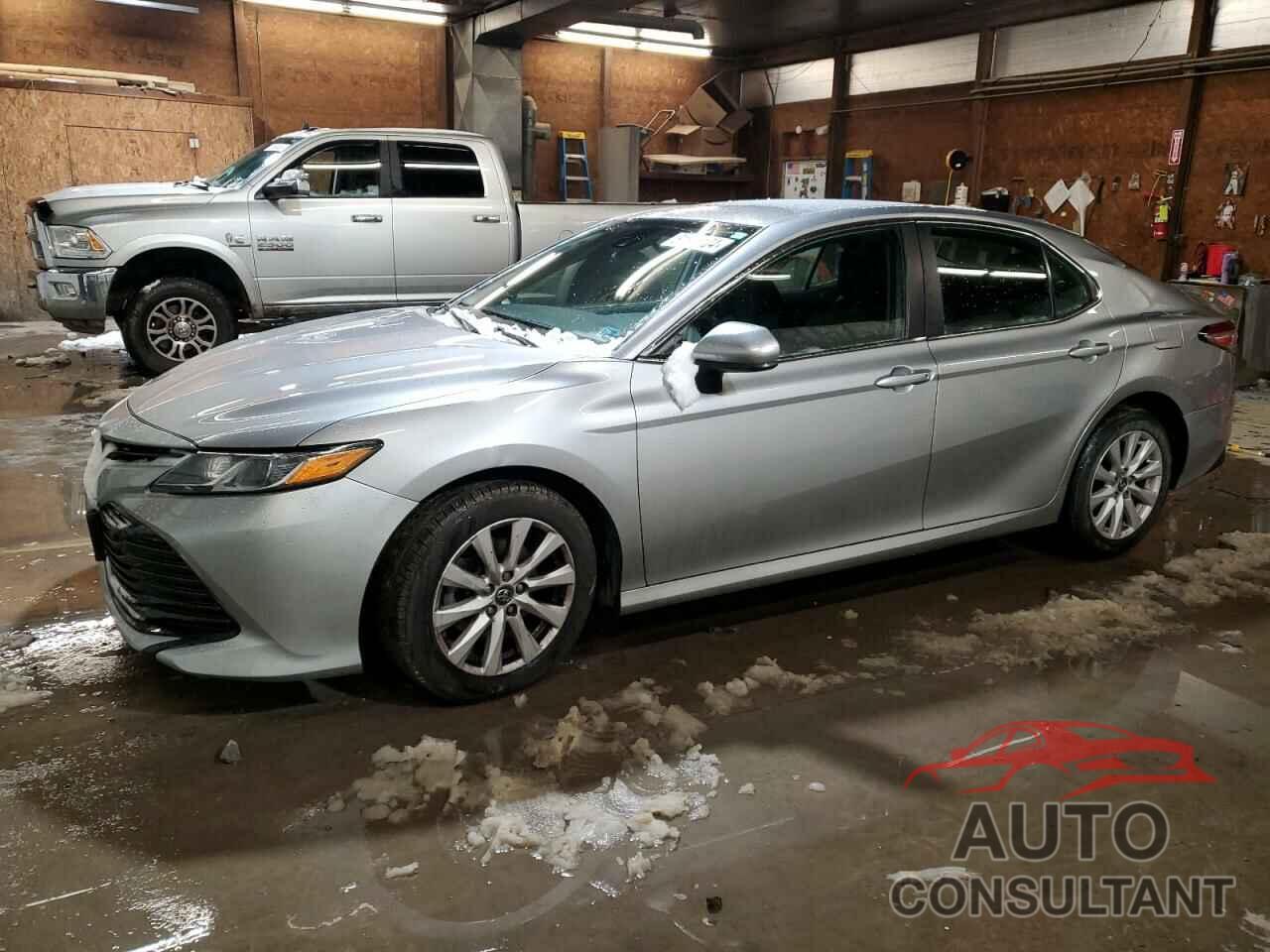 TOYOTA CAMRY 2019 - 4T1B11HK3KU854246