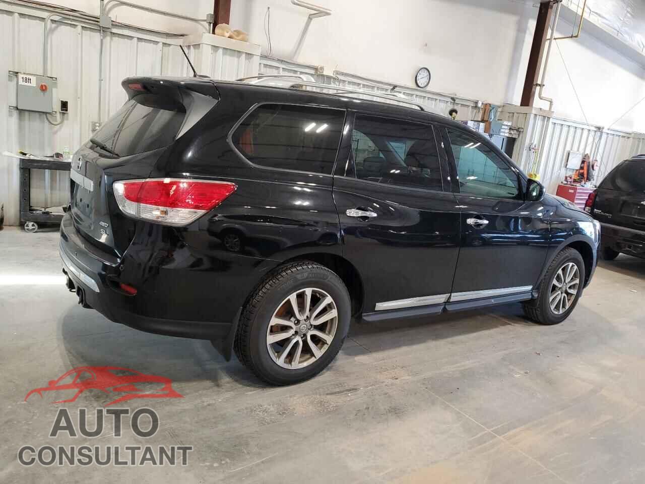NISSAN PATHFINDER 2013 - 5N1AR2MM2DC677182
