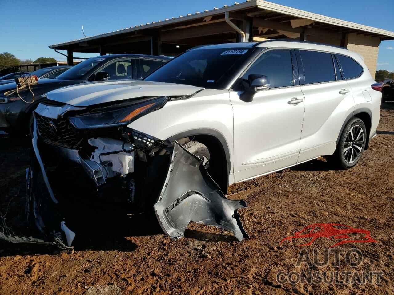 TOYOTA HIGHLANDER 2021 - 5TDJZRBH0MS105481
