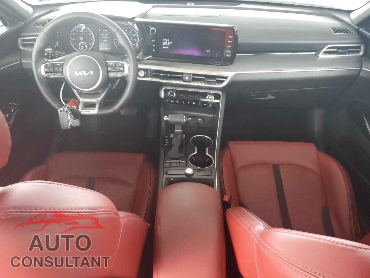 KIA K5 2023 - 5XXG64J23PG166364