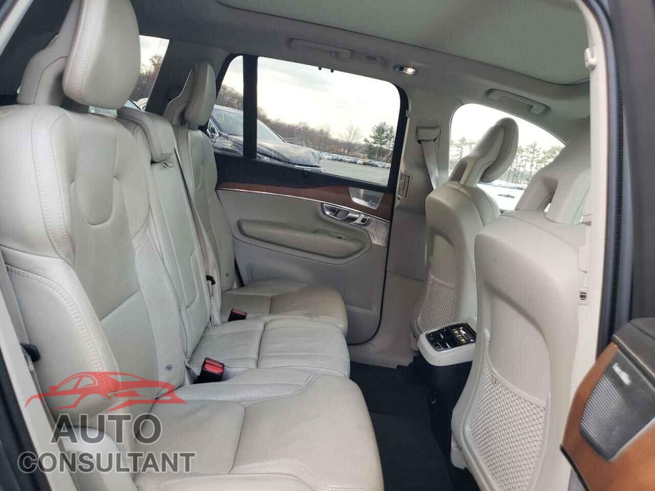 VOLVO XC90 2017 - YV4A22PL7H1186746
