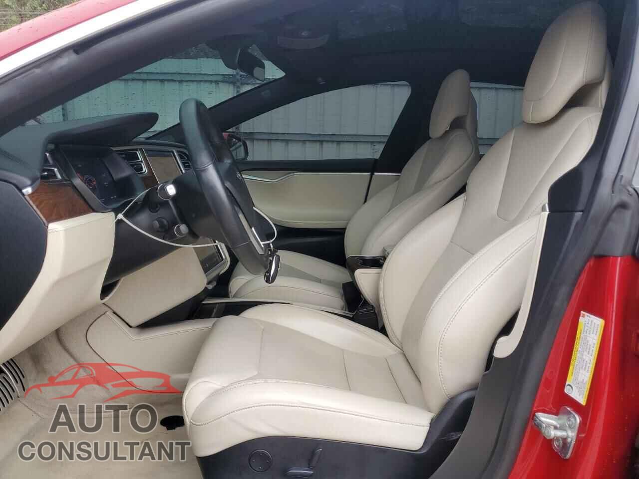 TESLA MODEL S 2017 - 5YJSA1E20HF216756
