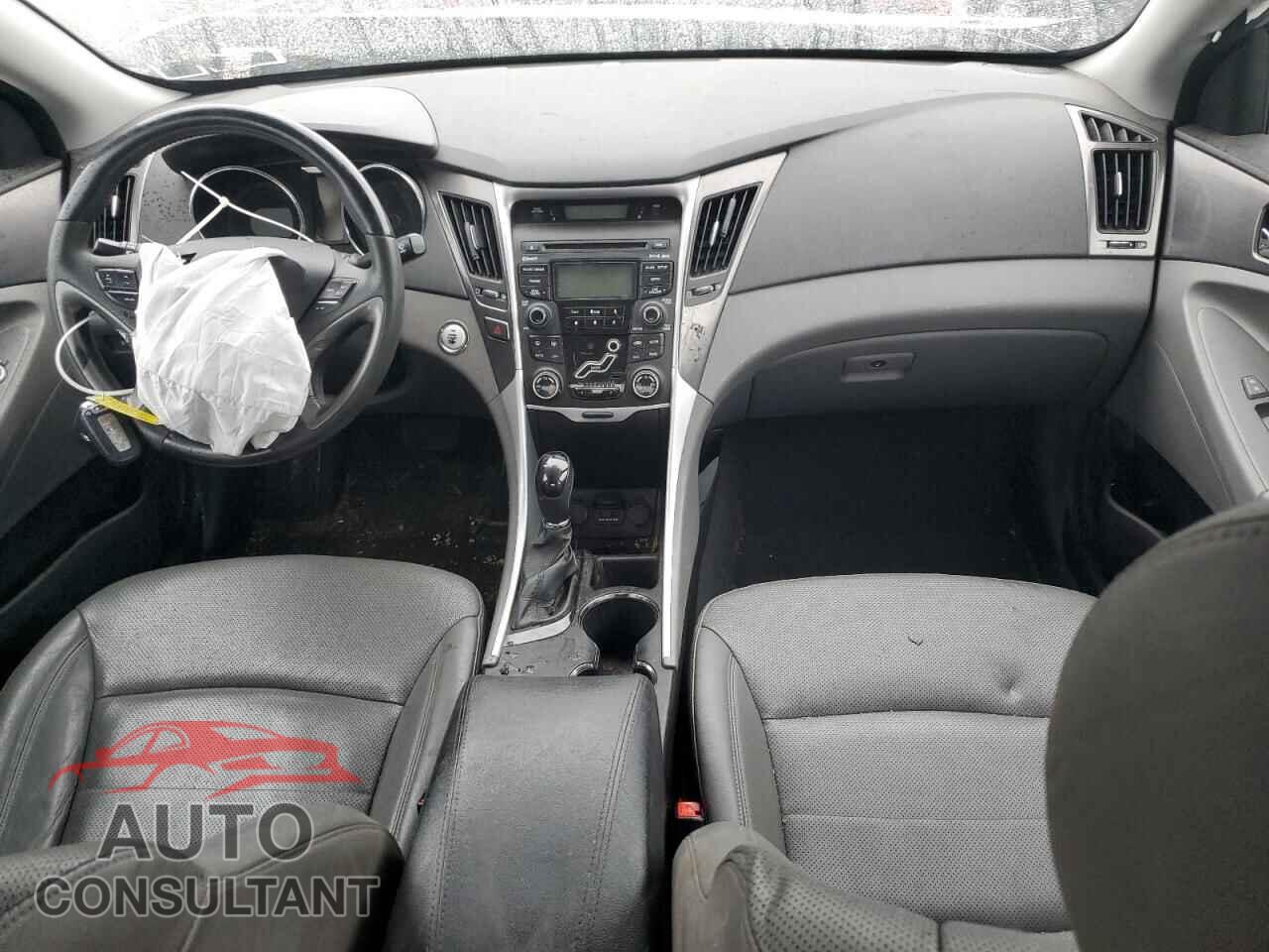 HYUNDAI SONATA 2012 - KMHEC4A44CA044762