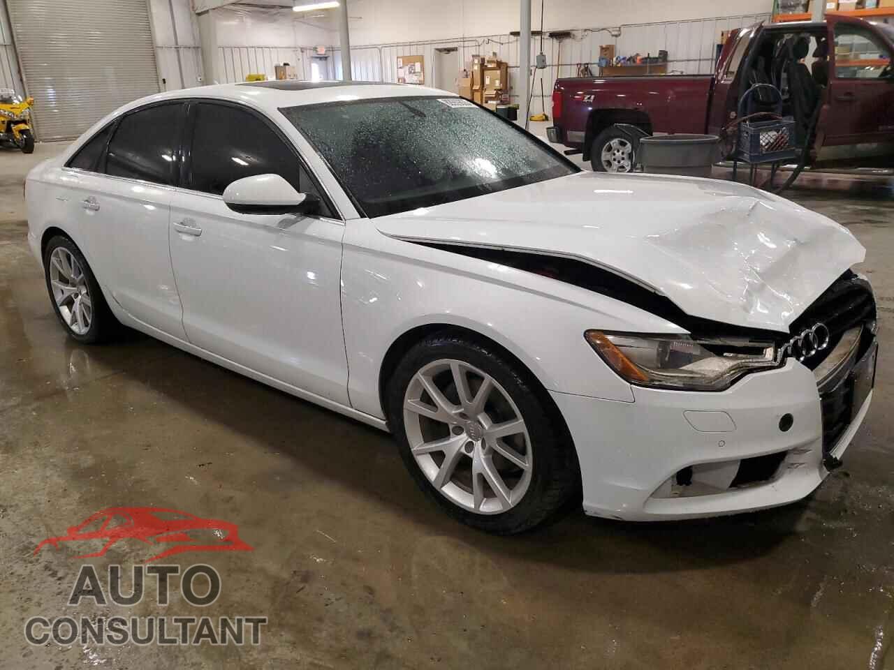 AUDI A6 2013 - WAUGFAFCXDN097122