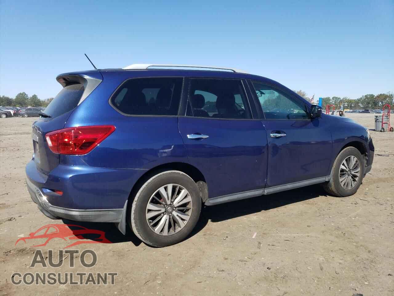 NISSAN PATHFINDER 2017 - 5N1DR2MN0HC656231
