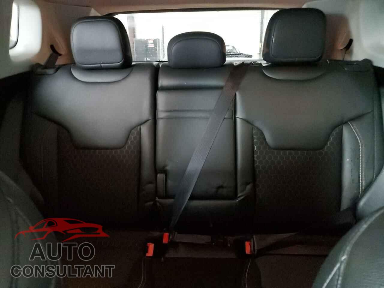 JEEP COMPASS 2018 - 3C4NJDBB8JT222959