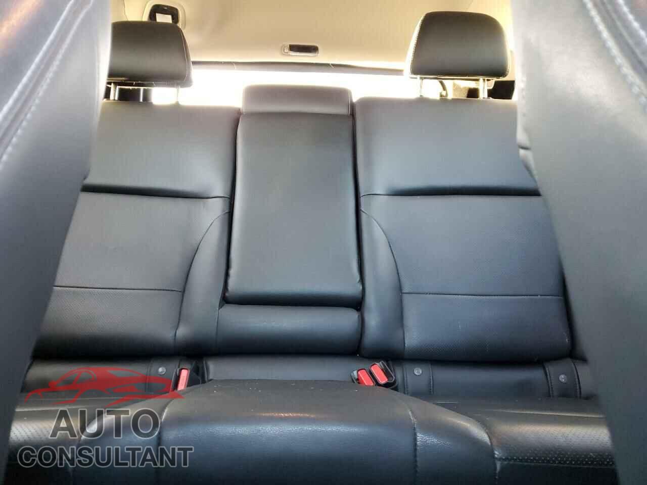 SUBARU OUTBACK 2016 - 4S4BSBNCXG3247399