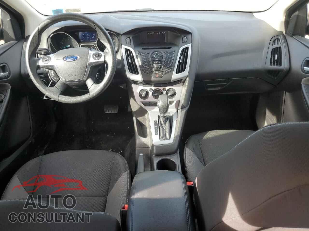 FORD FOCUS 2014 - 1FADP3F29EL201883