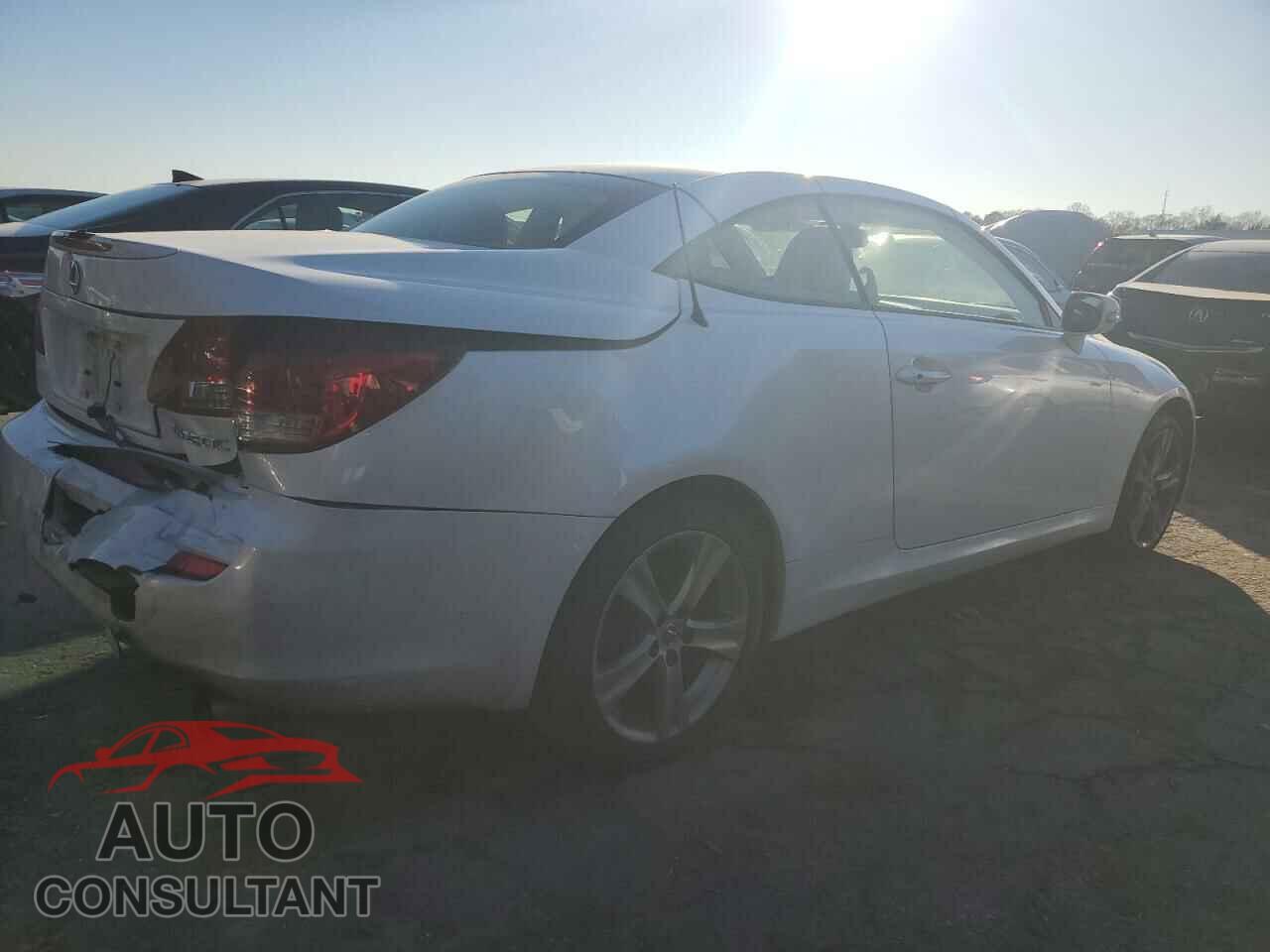 LEXUS IS 2013 - JTHFF2C20D2527417