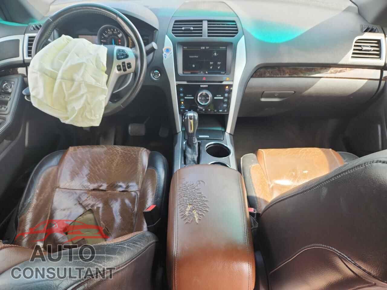 FORD EXPLORER 2011 - 1FMHK8F85BGA02275