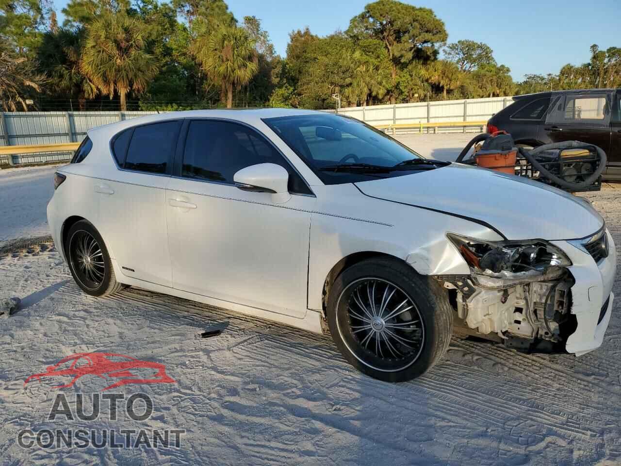 LEXUS CT 200 2012 - JTHKD5BHXC2104032