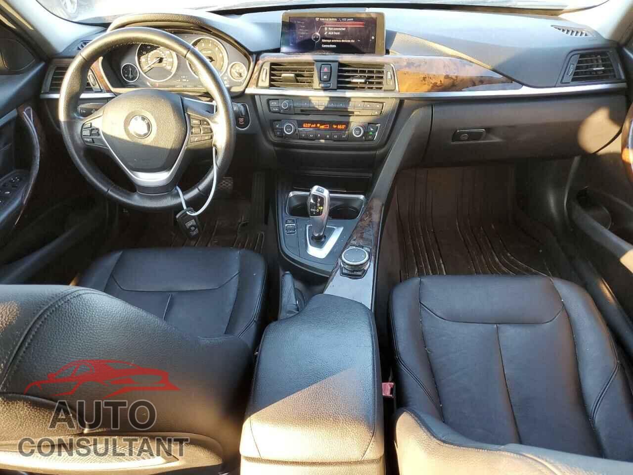 BMW 3 SERIES 2015 - WBA3A5C5XFF610926