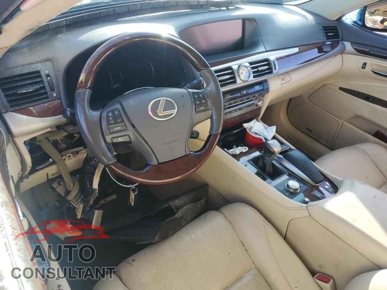LEXUS LS460 2014 - JTHBL5EF5E5131752
