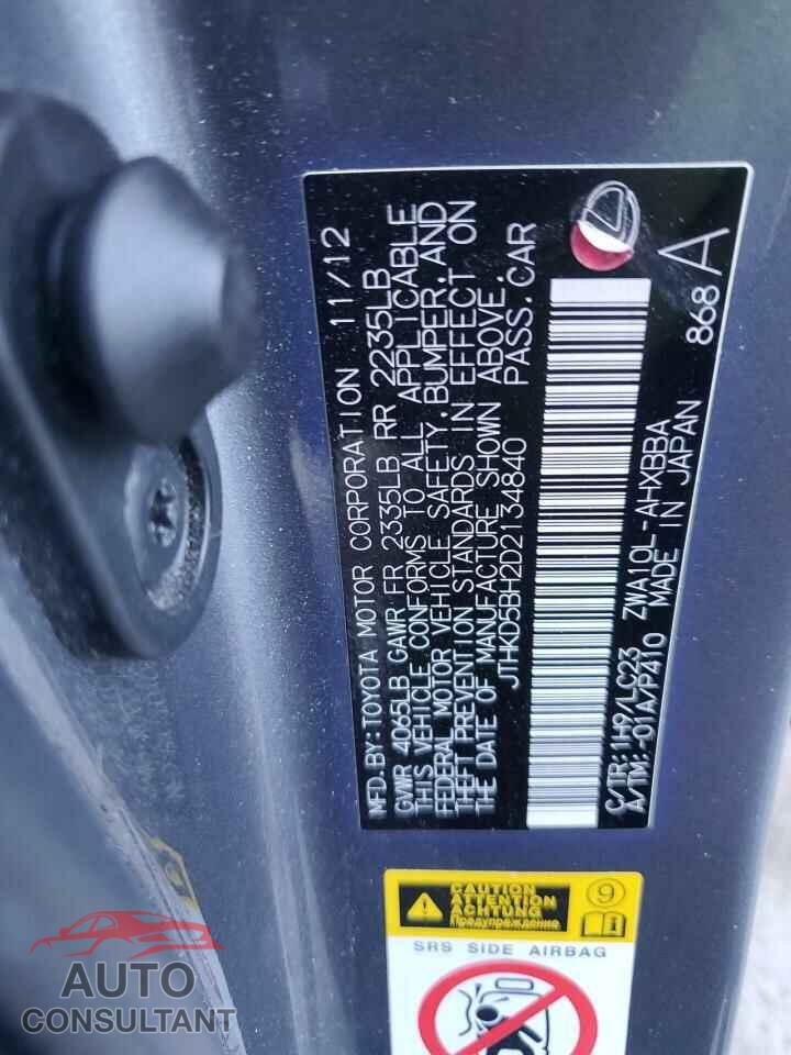 LEXUS CT 200 2013 - JTHKD5BH2D2134840