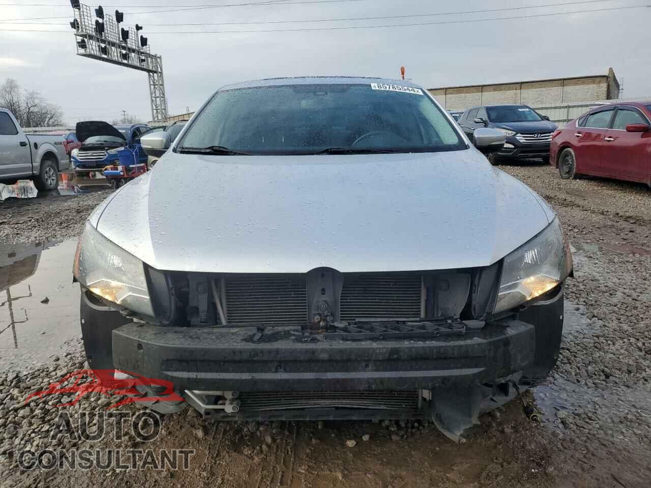 VOLKSWAGEN PASSAT 2014 - 1VWCS7A32EC021279