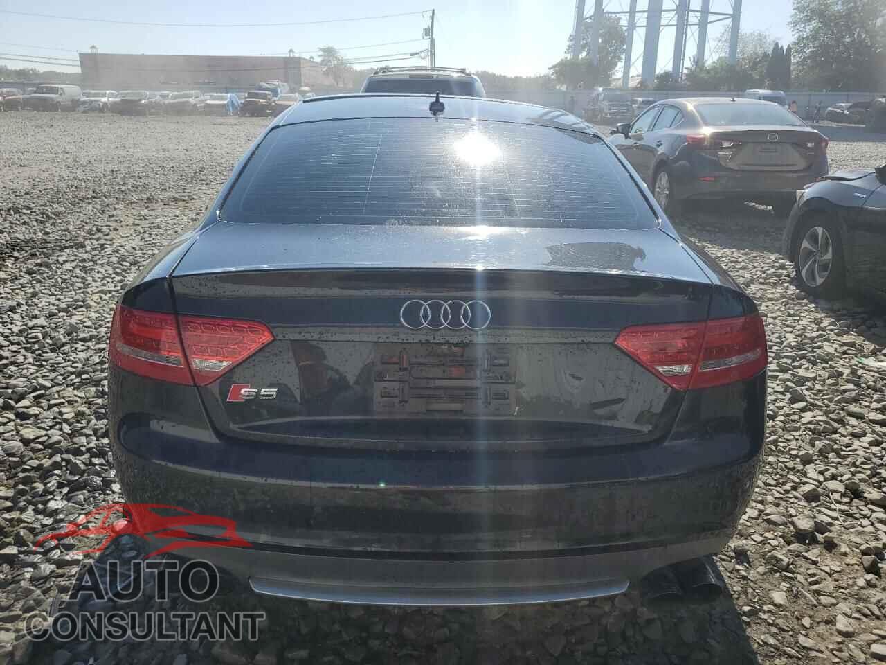 AUDI S5/RS5 2012 - WAUCVAFR7CA017660