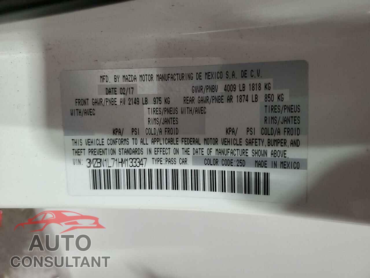 MAZDA 3 2017 - 3MZBN1L71HM133347