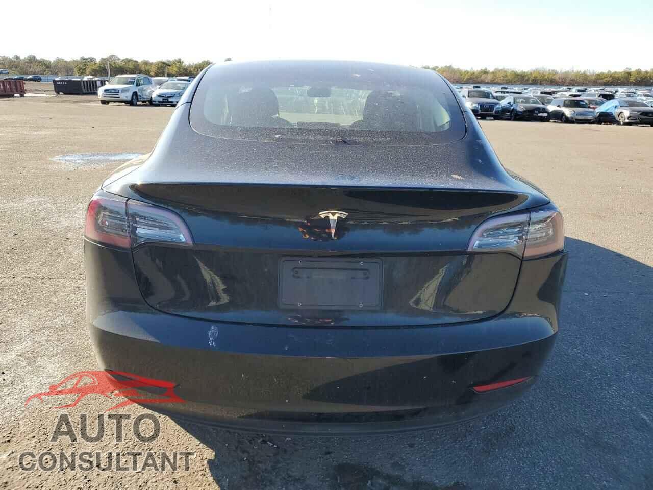 TESLA MODEL 3 2023 - 5YJ3E1EAXPF494403