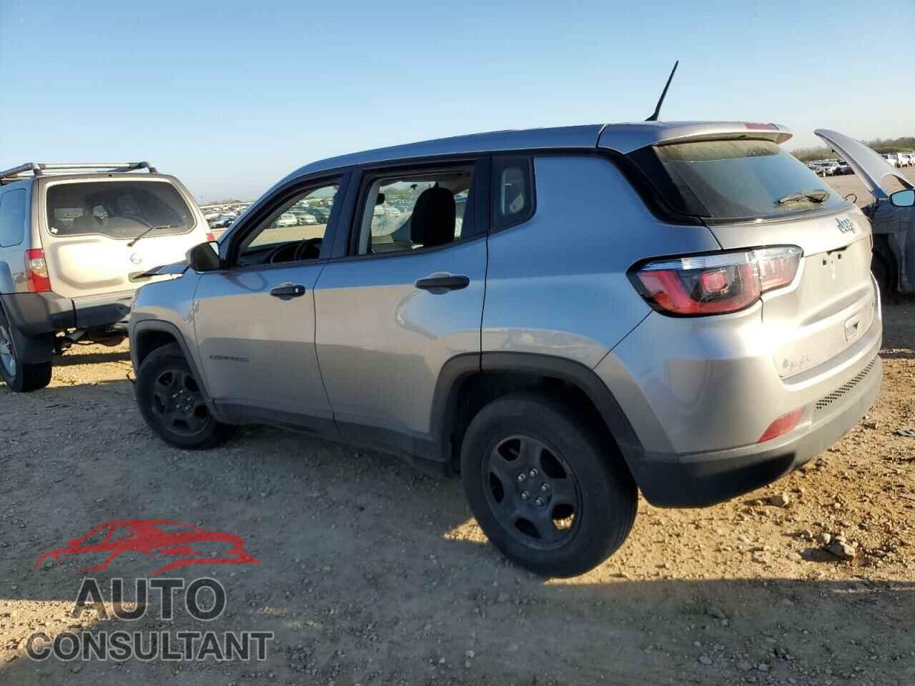 JEEP COMPASS 2018 - 3C4NJCABXJT424441