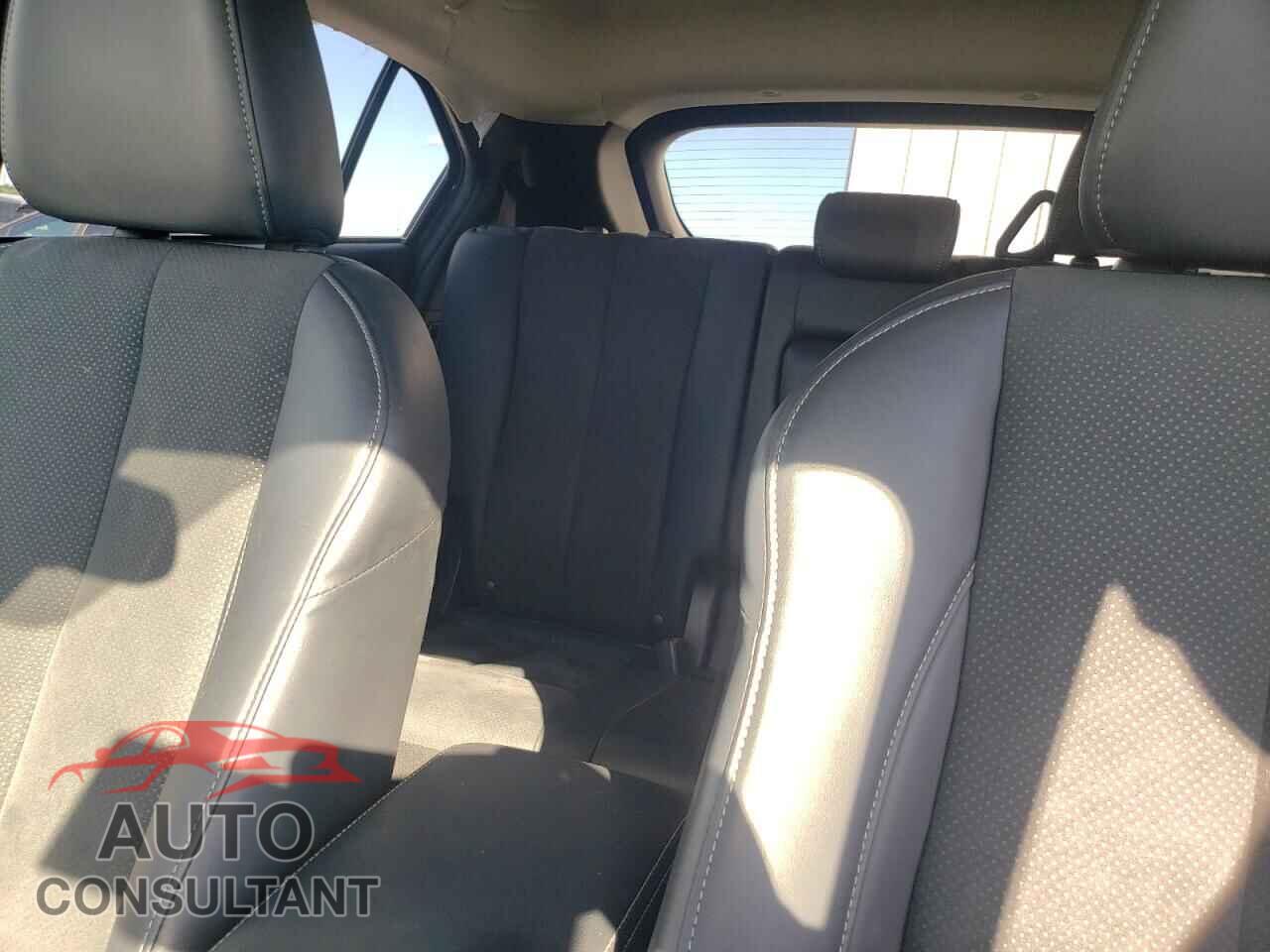 MITSUBISHI ECLIPSE 2025 - JA4ATWAA1SZ005738