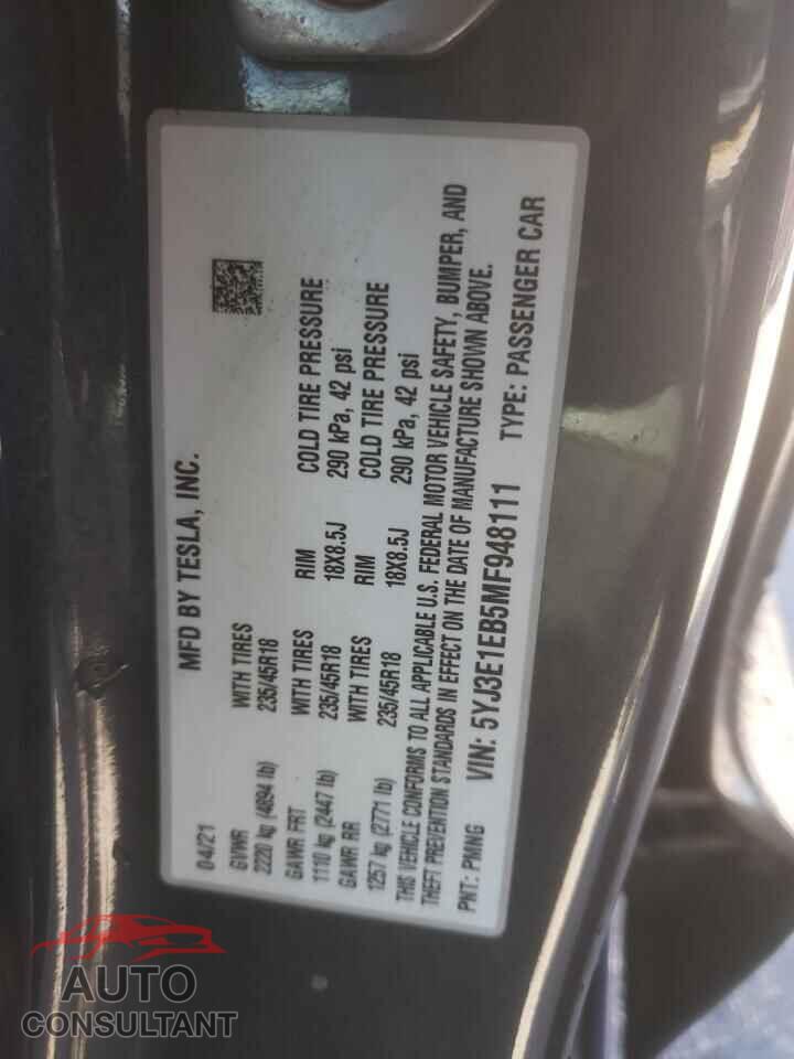 TESLA MODEL 3 2021 - 5YJ3E1EB5MF948111