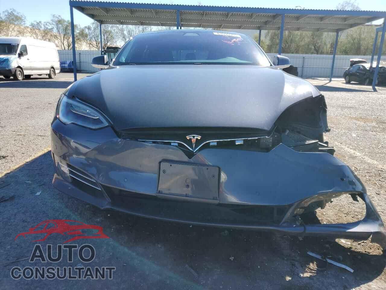 TESLA MODEL S 2020 - 5YJSA1E26LF363656
