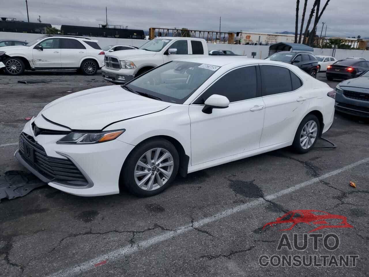 TOYOTA CAMRY 2023 - 4T1C11AKXPU112979