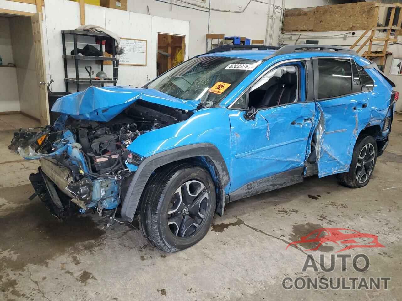 TOYOTA RAV4 2019 - 2T3J1RFV0KW037296