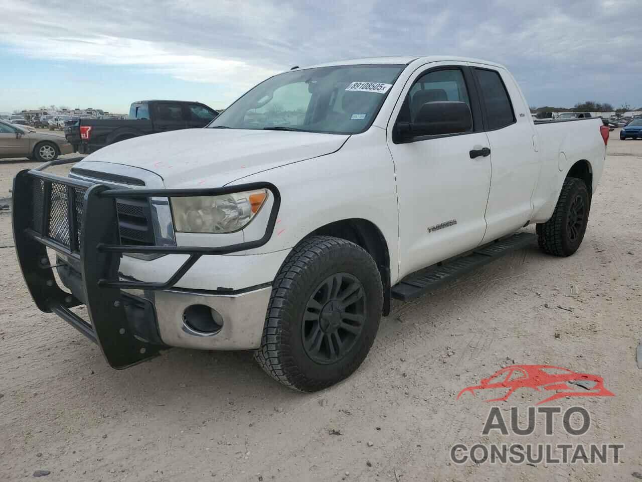 TOYOTA TUNDRA 2011 - 5TFRM5F16BX031790