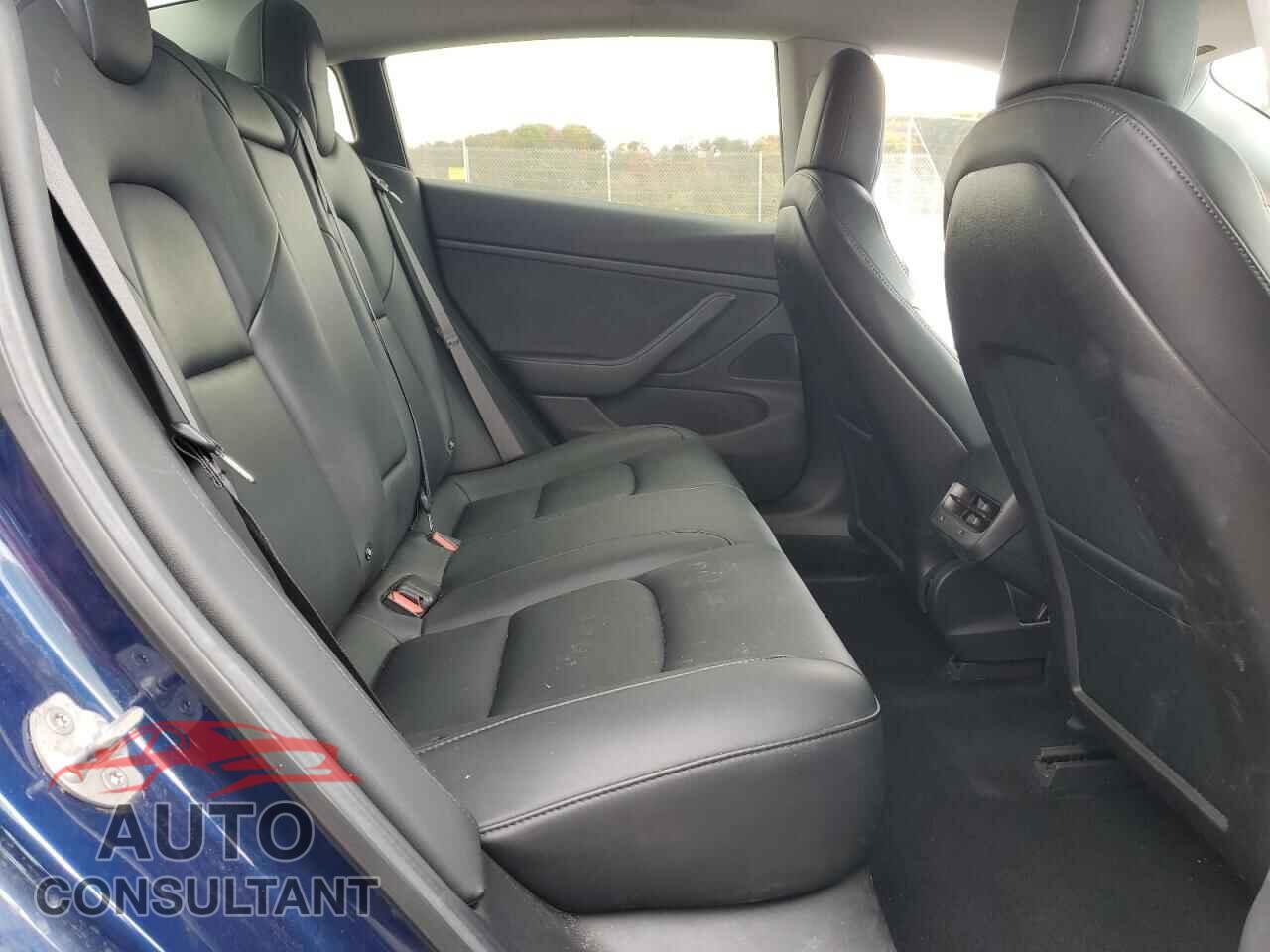 TESLA MODEL 3 2018 - 5YJ3E1EB3JF105326