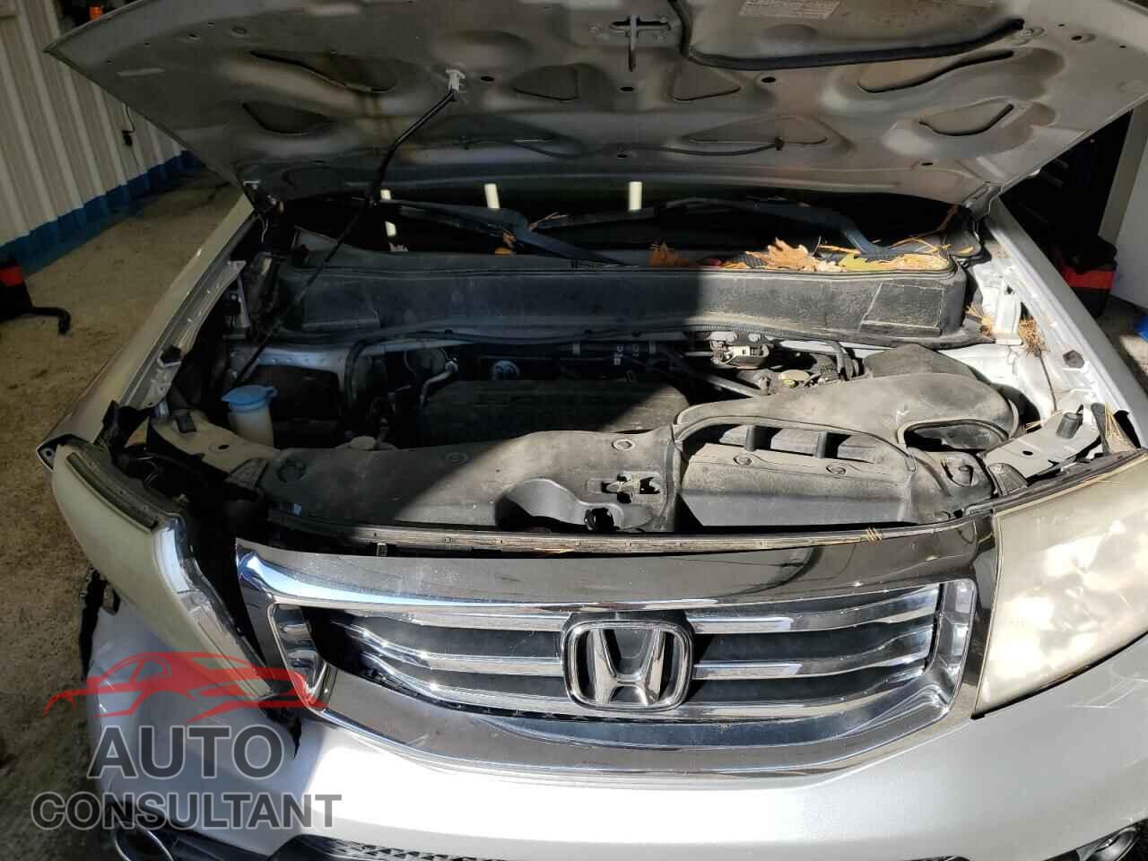 HONDA PILOT 2012 - 5FNYF4H57CB009244